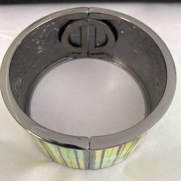 Lia Sophia Sundown multi color stretch bracelet - Picture 12 of 15